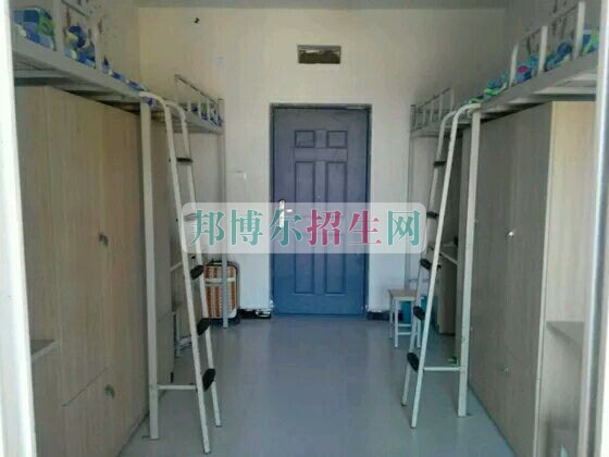 重慶經(jīng)貿職業(yè)學院宿舍