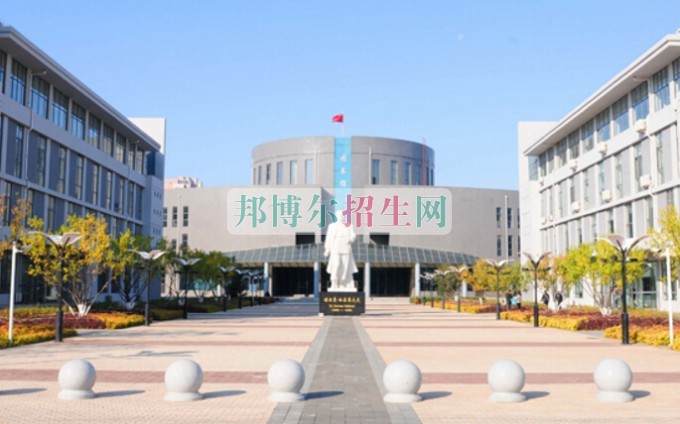 鐵嶺衛(wèi)生職業(yè)學院