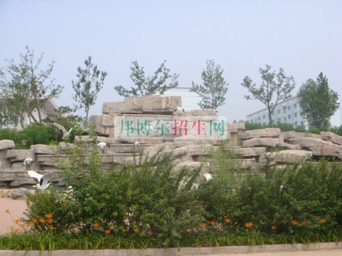 遼寧對外經(jīng)貿學院學費