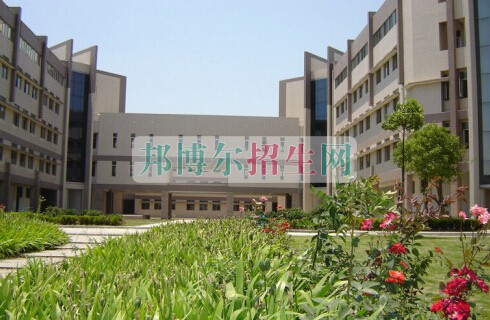 安徽醫(yī)學(xué)高等專科學(xué)校