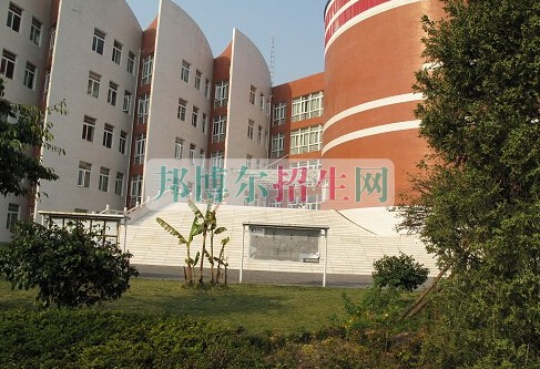 保山中醫(yī)藥高等?？茖W(xué)校
