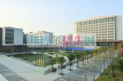 中國計量學(xué)院現(xiàn)代科技學(xué)院是幾本
