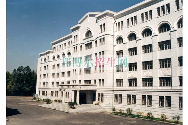 應用電子技術(shù)什么時間招生