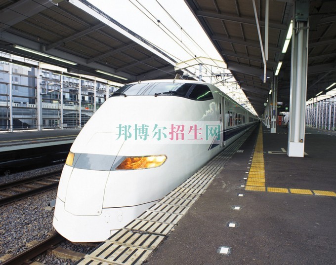 成都鐵道車(chē)輛學(xué)校有哪些