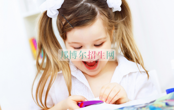 成都哪些大專(zhuān)學(xué)校有漢語(yǔ)言文學(xué)