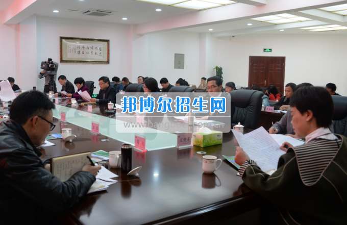 市委常委、宣傳部長潘梅到川南幼兒師范高等?？茖W(xué)校調(diào)研思想政治工作
