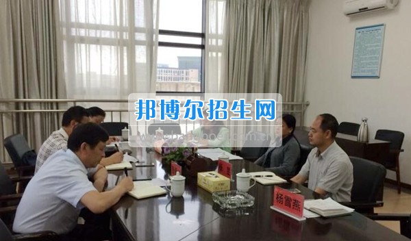 貴州警察學院來貴州商業(yè)高等?？茖W校參觀交流