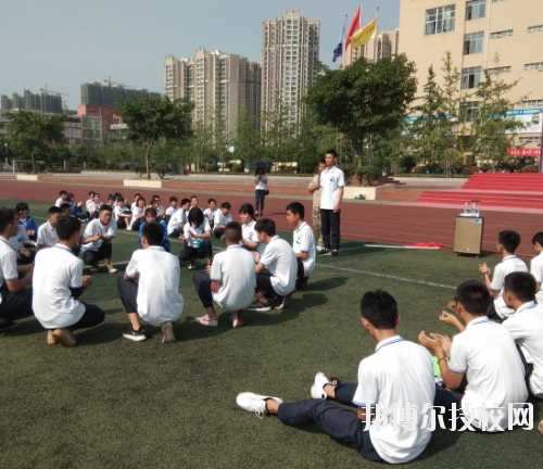 成都石化工業(yè)學校4