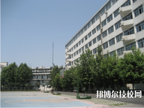 陜西商貿學校2020年報名條件、招生要求、招生對象 
