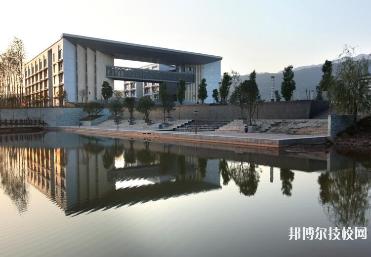 重慶農(nóng)業(yè)機械化學校怎么樣、好不好