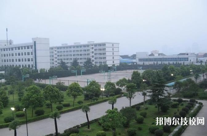 浙江工業(yè)職業(yè)技術(shù)學(xué)院怎么樣、好不好