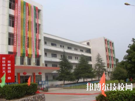 江西通用技術工程學校2020年報名條件、招生要求、招生對象