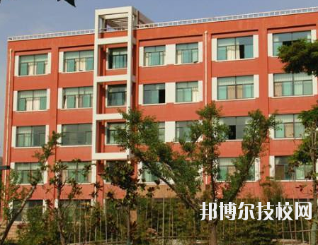 天水市職業(yè)技術(shù)學(xué)校2020年報(bào)名條件、招生要求、招生對象