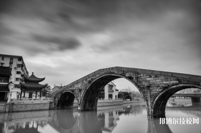 湖州交通學(xué)校2020年招生辦聯(lián)系電話(huà)