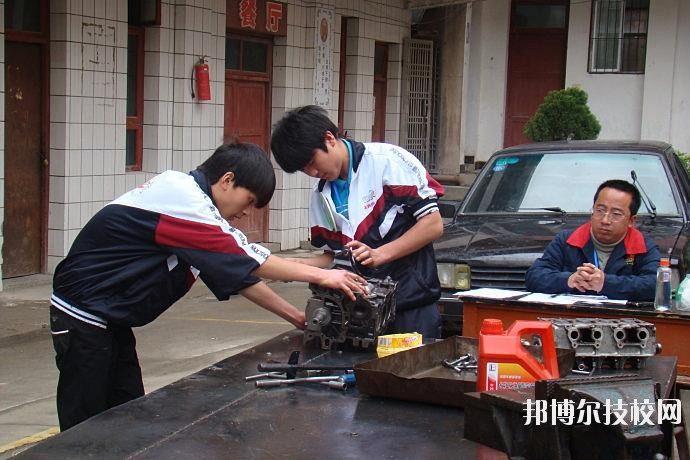 石阡中等職業(yè)學(xué)校怎么樣、好不好