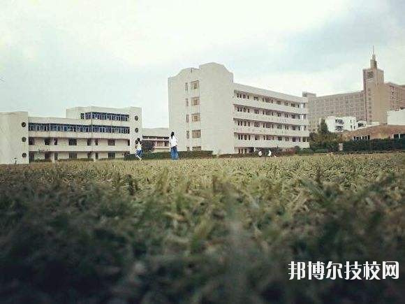 余姚市職業(yè)技術(shù)學(xué)校2020年學(xué)費(fèi)、收費(fèi)多少