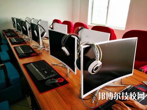 德陽應用技術(shù)職業(yè)學校2020年報名條件、招生要求、招生對象