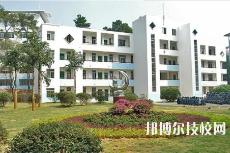  上高職業(yè)技術(shù)學(xué)校怎么樣、好不好