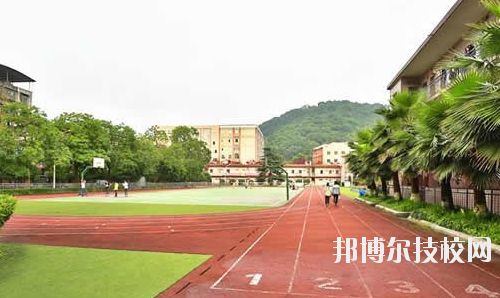 重慶微電子工業(yè)學校怎么樣、好不好