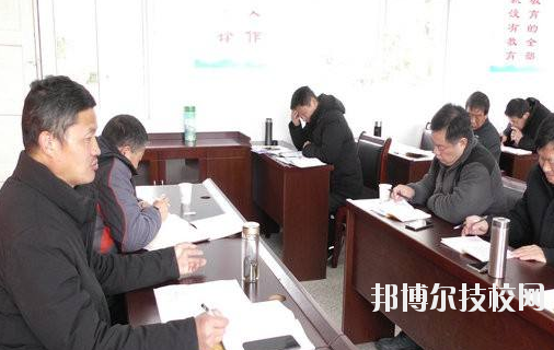 臨安市中等職業(yè)技術(shù)學(xué)校2020年報名條件、招生要求、招生對象