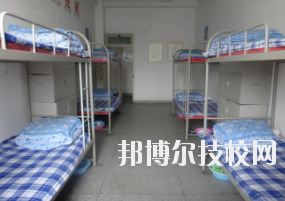 靖遠縣平堡職業(yè)技術(shù)中學2020年宿舍條件