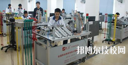 金昌職業(yè)技術學校網站網址 