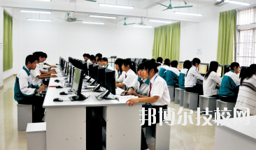 景泰縣京華職業(yè)中學(xué)2020年學(xué)費(fèi)、收費(fèi)多少