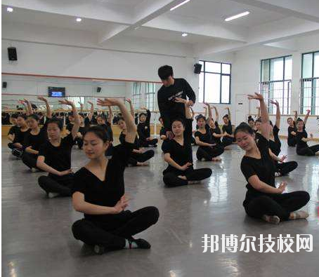 江山職業(yè)教育中心2020年報名條件、招生要求、招生對象