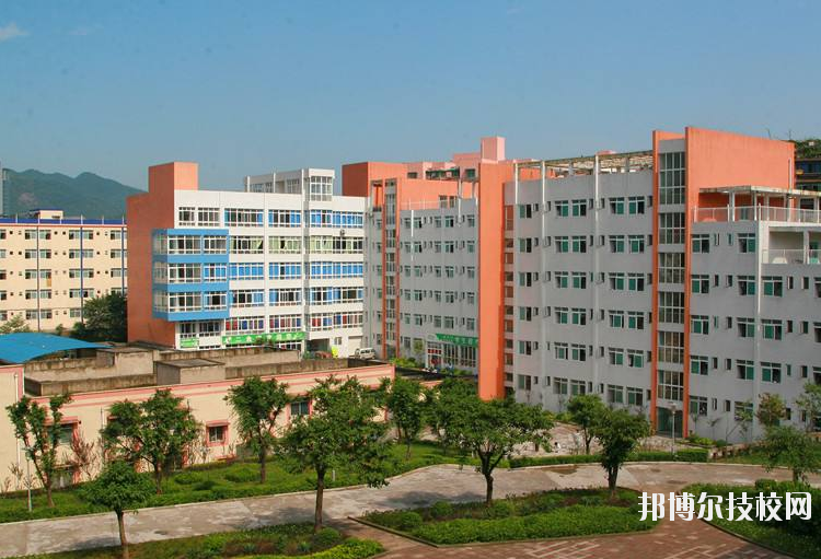 重慶工業(yè)技師學(xué)院怎么樣、好不好