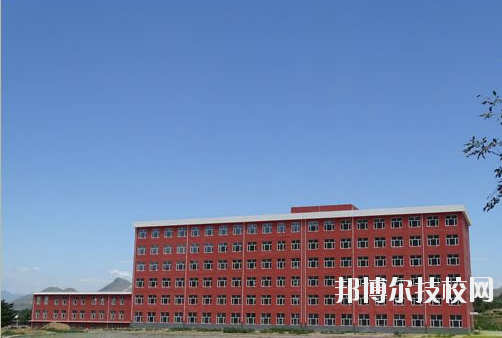 重慶工藝美術(shù)學(xué)校2020年報(bào)名條件、招生要求、招生對象