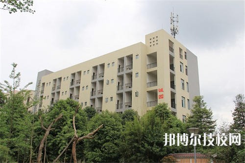 天府成人中等專業(yè)學(xué)校2020年報(bào)名條件、招生要求、招生對(duì)象