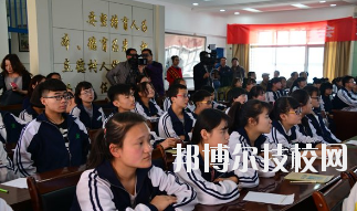 蘭州旅游職業(yè)學(xué)校2020年報(bào)名條件、招生要求、招生對象