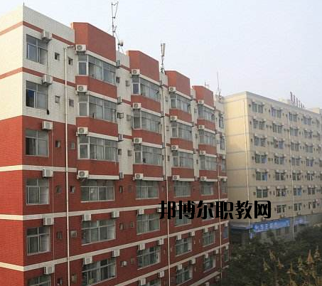 重慶機電工業(yè)學校2020年報名條件、招生要求、招生對象