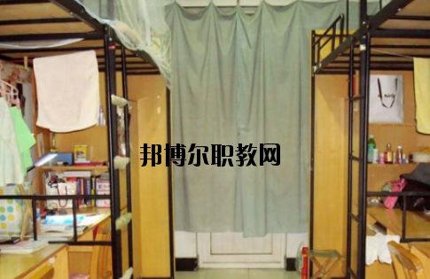 重慶計算機(jī)職業(yè)高級中學(xué)2020年宿舍條件
