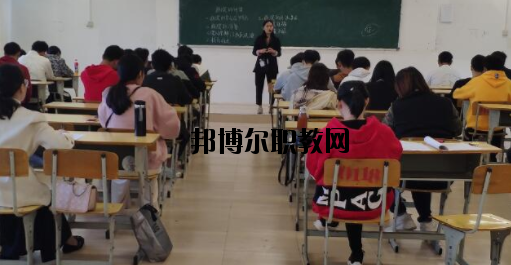 百色工程職業(yè)技術學校2020年招生辦聯系電話 