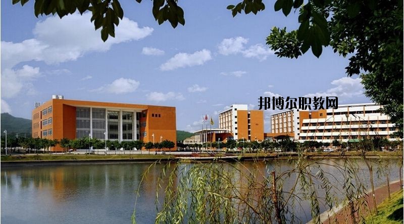 仙桃新亞電腦中等職業(yè)學(xué)校2020年報名條件、招生要求、招生對象