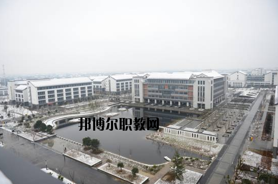 江蘇高港中等專業(yè)學校網站網址