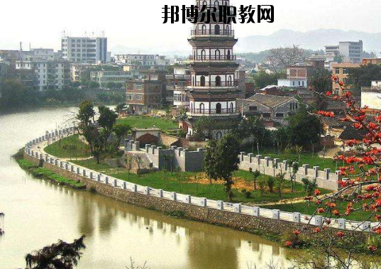 羅定中等職業(yè)技術(shù)學校2020年宿舍條件