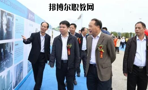 廣西建工建筑安裝技工學(xué)校2020年報名條件、招生要求、招生對象