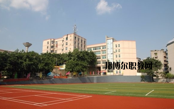 重慶鐵路運輸高級技工學(xué)校2020年報名條件、招生要求、招生對象