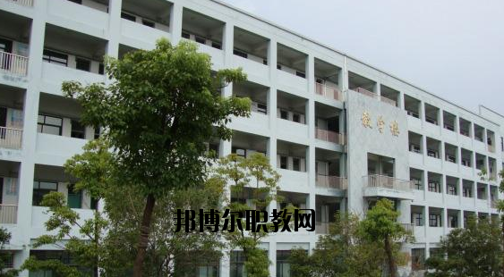 寧波興港職業(yè)高級中學(xué)2020年報名條件、招生要求、招生對象