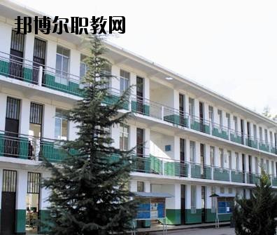 雙柏縣職業(yè)高級(jí)中學(xué)2020年報(bào)名條件、招生要求、招生對象