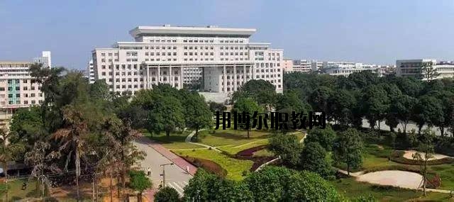 咸寧生物機電工程學校怎么樣、好不好