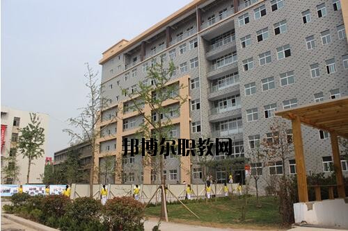 新鄉(xiāng)職業(yè)教育中心怎么樣、好不好