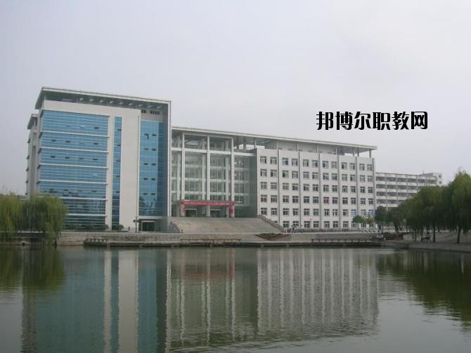 姚安縣職業(yè)高級中學(xué)2020年學(xué)費、收費多少