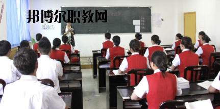 甘肅東方航空高鐵學(xué)校2020年報名條件、招生要求、招生對象