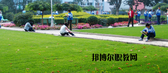 甘肅工業(yè)技師學(xué)院2020年報(bào)名條件、招生要求、招生對象