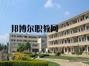 祿豐縣職業(yè)高級(jí)中學(xué)2020年報(bào)名條件、招生要求、招生對(duì)象