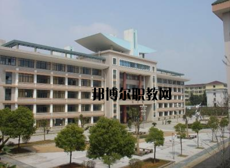 贛州服裝職業(yè)技術學校2020年報名條件、招生要求、招生對象