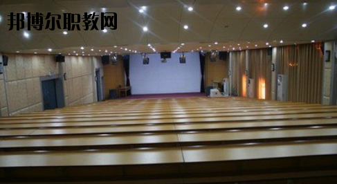 贛州服裝職業(yè)技術(shù)學校地址在哪里